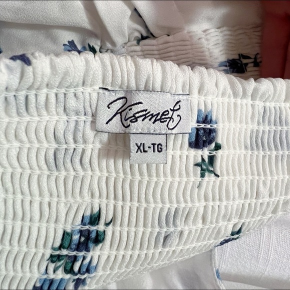 Kismet | Floral Halter Top - Picture 3 of 3